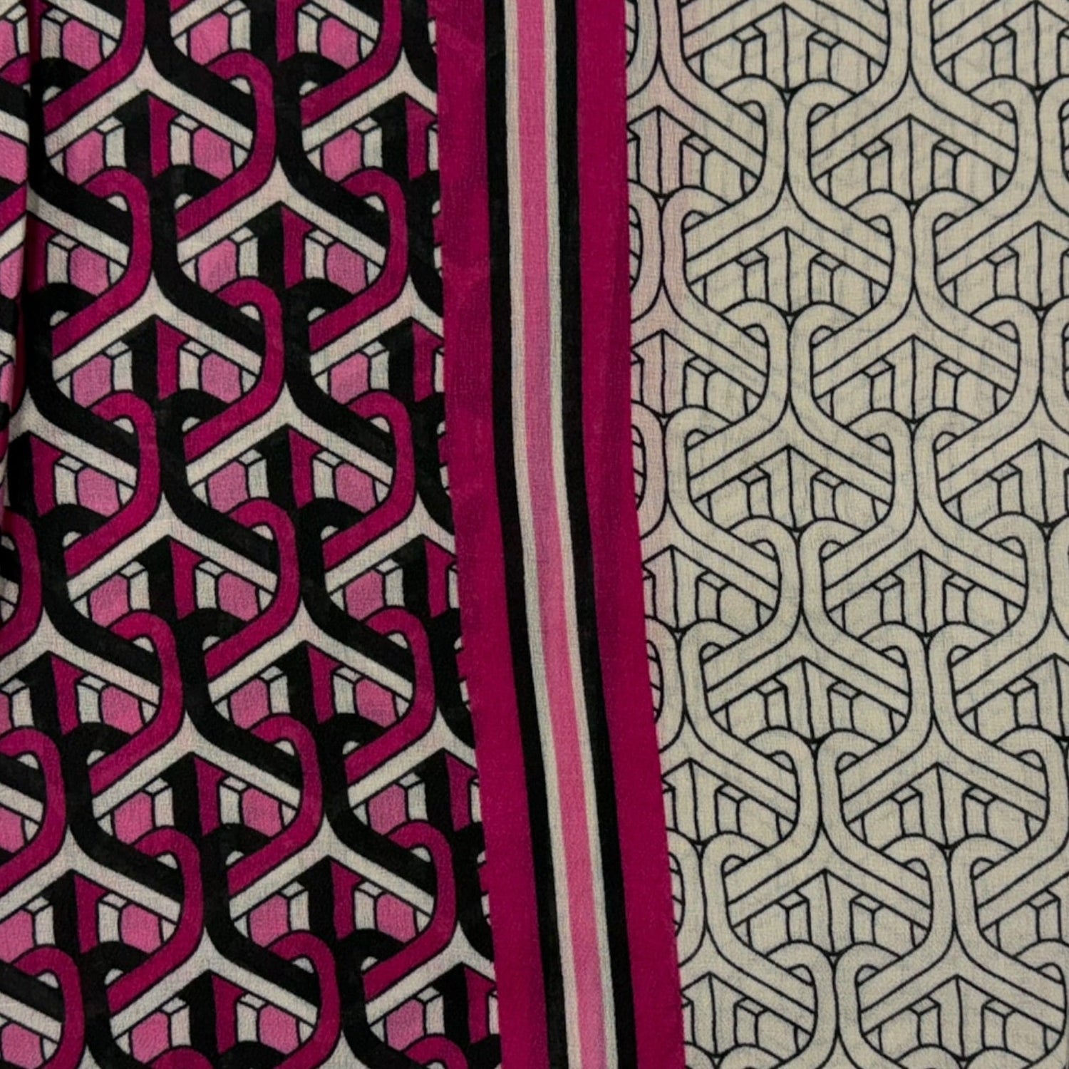 Geometric Chain Print Lightweight Scarf - Pink