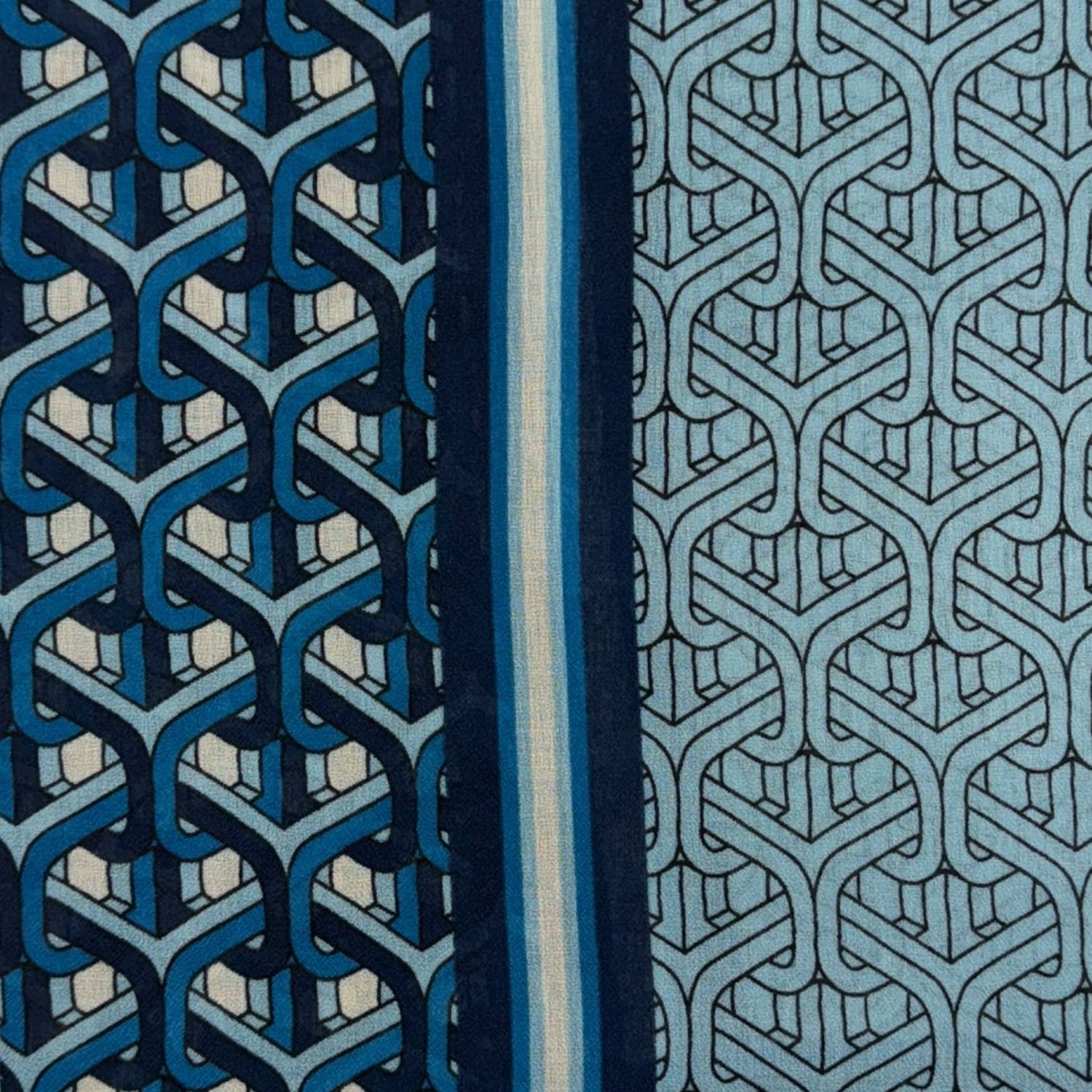 Geometric Chain Print Lightweight Scarf - Navy