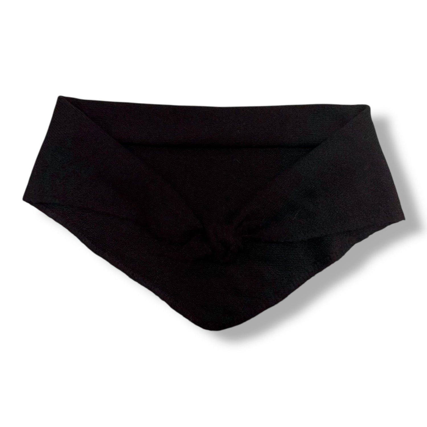 Triangle knitted wool scarf - Black