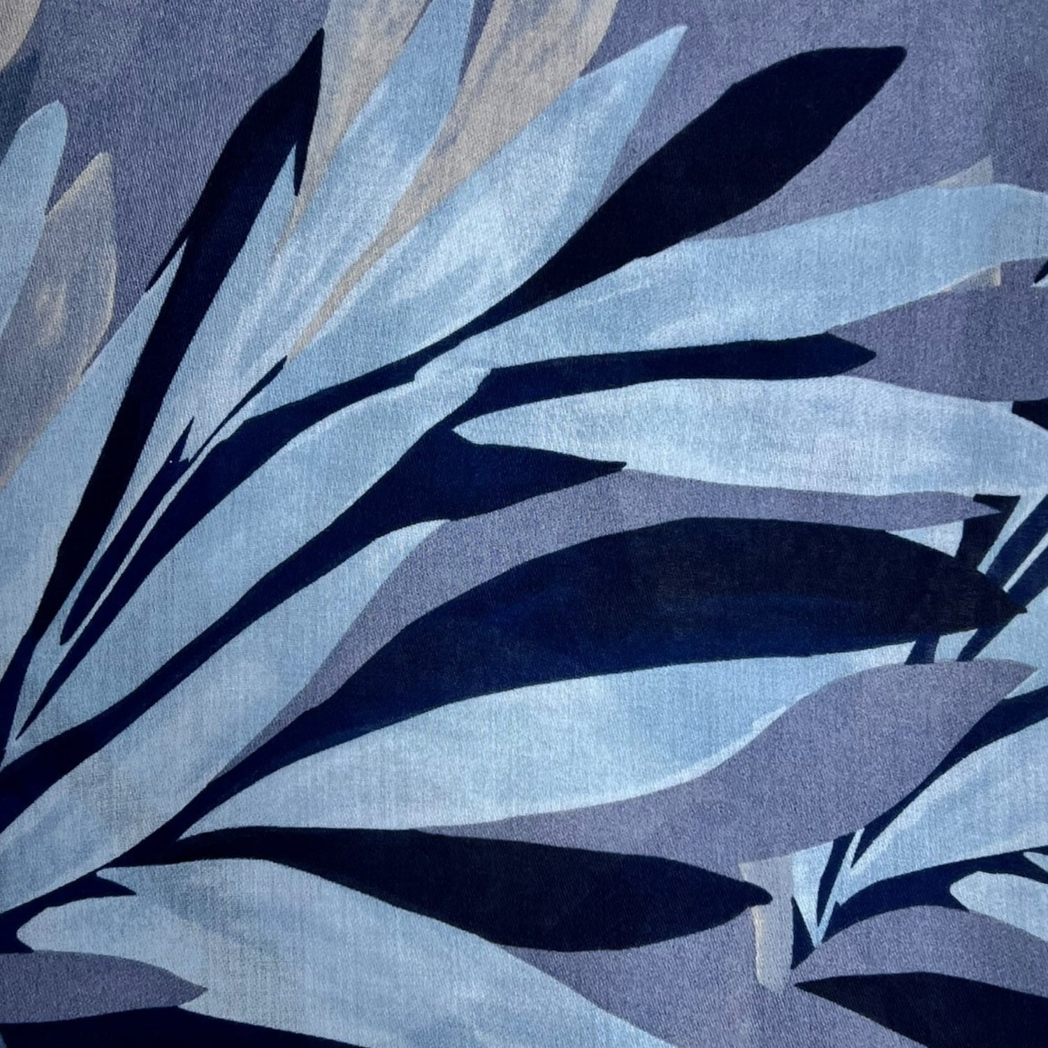 Big autumn leaves print - Blue