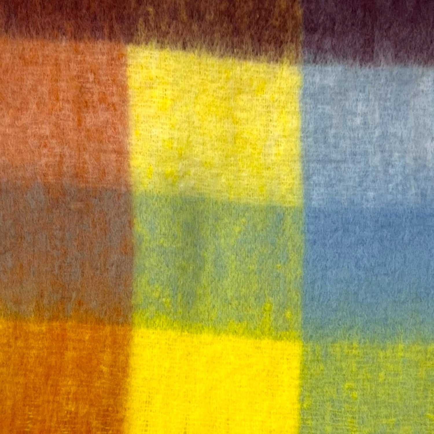 Soft Checked Blanket Winter Scarf with Tassels - Gummie